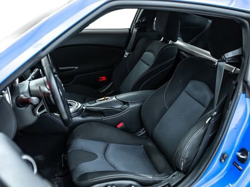 Used 2009 Nissan 370Z Coupe image 17