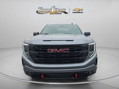 Used 2025 GMC Sierra 1500 Elevation w/ X31 Off-Road Package AWD/4WD image 2