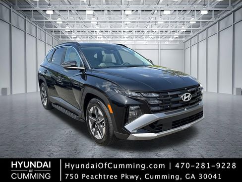 Certified 2025 Hyundai Tucson SEL image 1