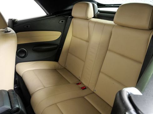 Used 2011 BMW 128i Convertible image 16