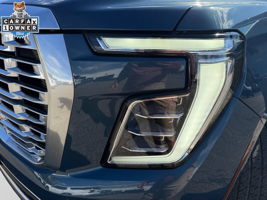 Used 2025 GMC Yukon XL Denali AWD/4WD image 21