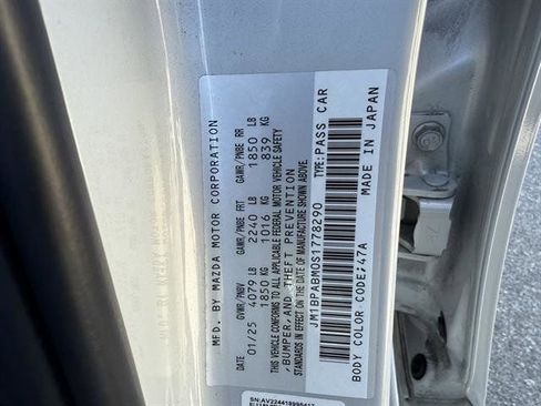Used 2025 MAZDA MAZDA3 s image 28