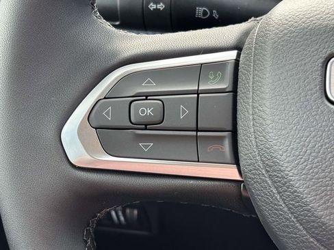 New 2026 Jeep Compass Limited image 19