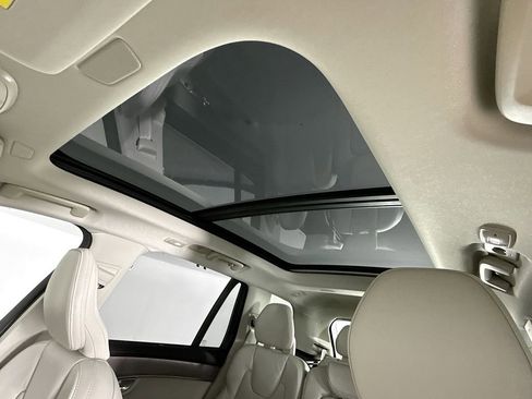 New 2026 Volvo XC90 T8 Ultra w/ Protection Package Premier image 23