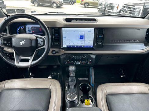 Used 2023 Ford Bronco Wildtrak AWD/4WD image 6