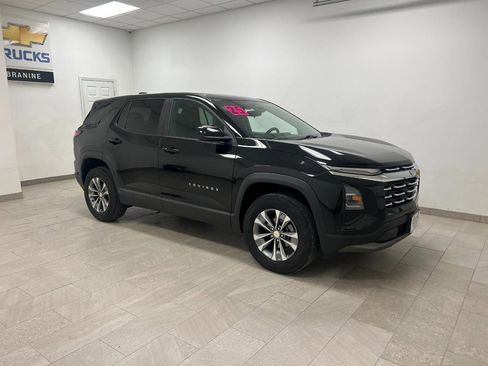 Used 2025 Chevrolet Equinox LT image 13