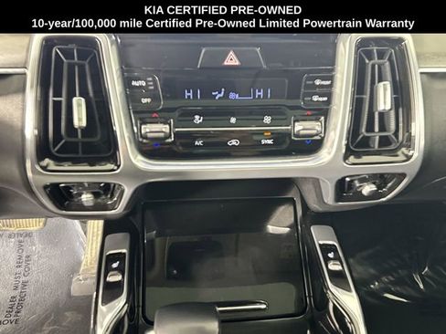Certified 2023 Kia Sorento SX FWD image 8