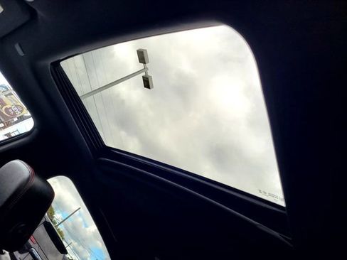 Used 2023 Chevrolet Colorado Z71 w/ Z71 Convenience Package 2 image 35