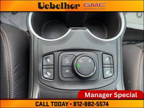 Used 2021 GMC Terrain SLT AWD/4WD image 31