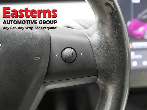 Used 2018 Tesla Model 3 Long Range image 16