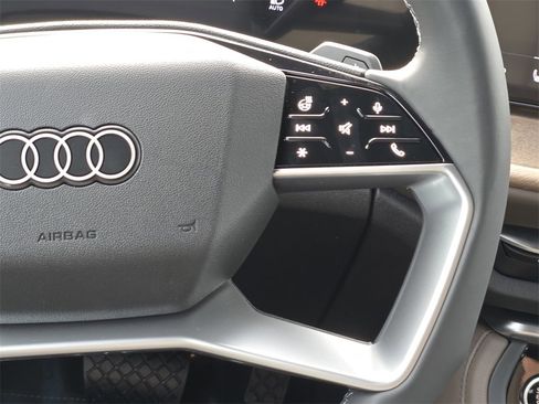 New 2025 Audi Q5 Premium Plus image 16