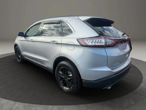 Used 2018 Ford Edge SEL AWD/4WD image 7