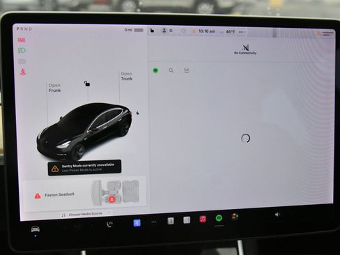 Used 2019 Tesla Model 3 Standard Range image 21