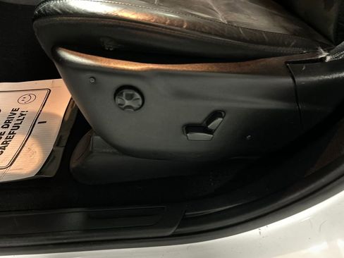 Used 2021 Jeep Grand Cherokee Laredo X image 13