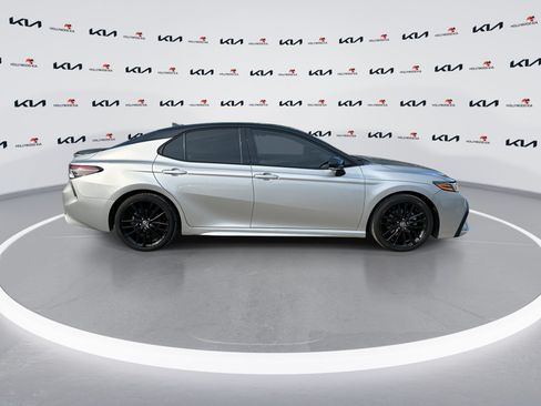 Used 2022 Toyota Camry XSE w/ Cold Weather Package AWD/4WD image 9
