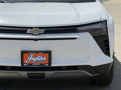 New 2025 Chevrolet Blazer EV LT image 9