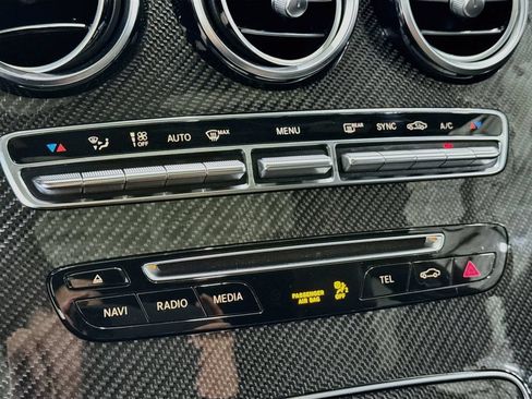 Used 2018 Mercedes-Benz GLC 63 AMG S image 18