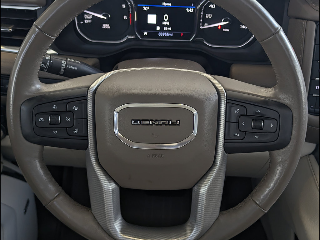 Used 2021 GMC Yukon Denali w/ Denali Premium Package AWD/4WD image 31