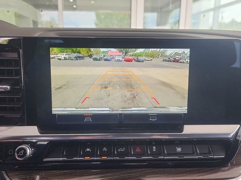 Certified 2024 GMC Sierra 1500 Elevation AWD/4WD image 15