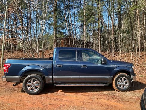 Used 2019 Ford F150 XLT w/ Equipment Group 302A Luxury image 4