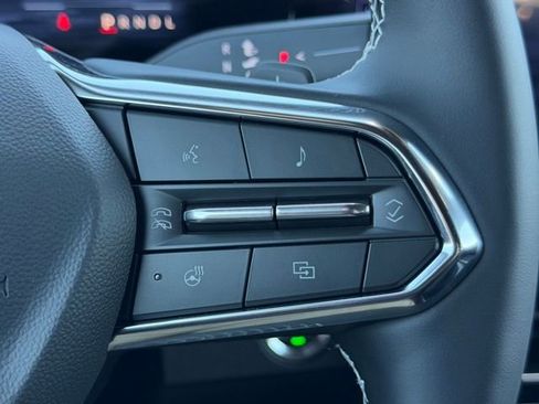 New 2026 Chevrolet Traverse Z71 w/ Enhanced Driving Package AWD/4WD image 19