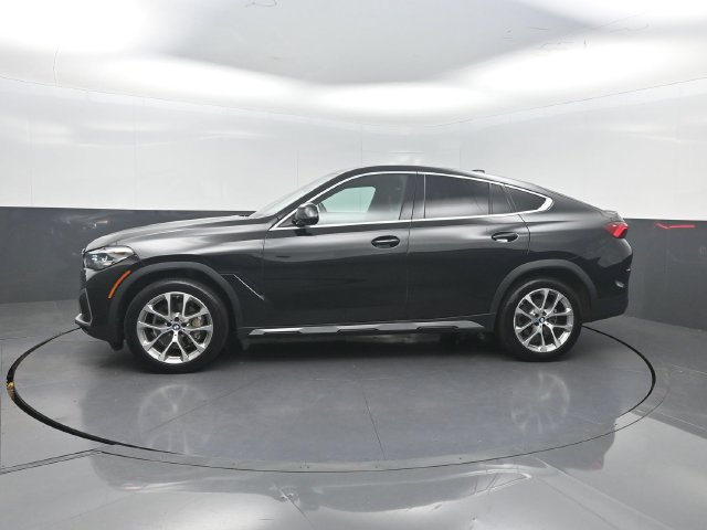 Used 2023 BMW X6 xDrive40i w/ Premium Package AWD/4WD image 3