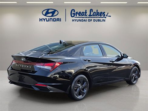 Used 2023 Hyundai Elantra SEL image 5