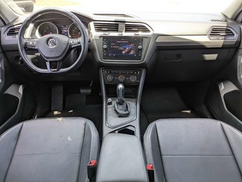 Used 2019 Volkswagen Tiguan SE FWD image 21