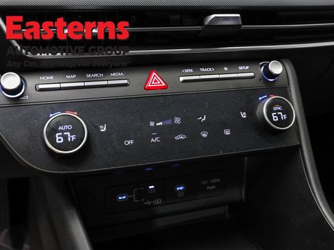 Used 2025 Hyundai Sonata SEL FWD image 20