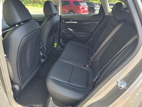 Used 2025 Kia Seltos EX w/ EX Sunroof Package FWD image 10