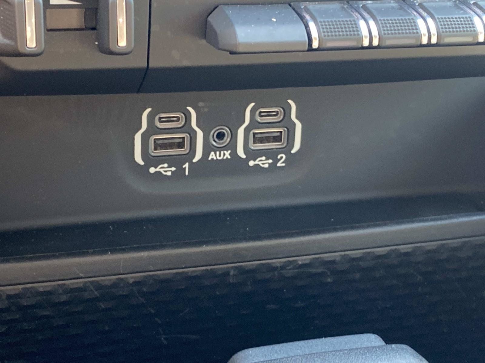 Used 2020 RAM 1500 Laramie AWD/4WD image 42
