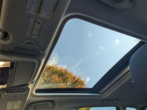 Used 2023 Subaru Forester Sport image 9