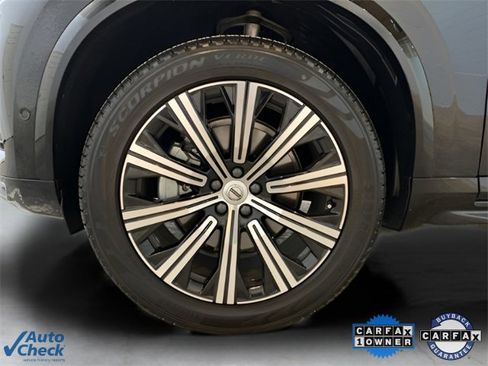 Used 2025 Volvo XC90 B6 Plus image 24