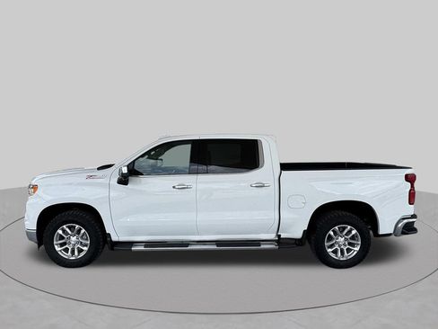 Used 2025 Chevrolet Silverado 1500 LTZ w/ Z71 Off-Road Package AWD/4WD image 6