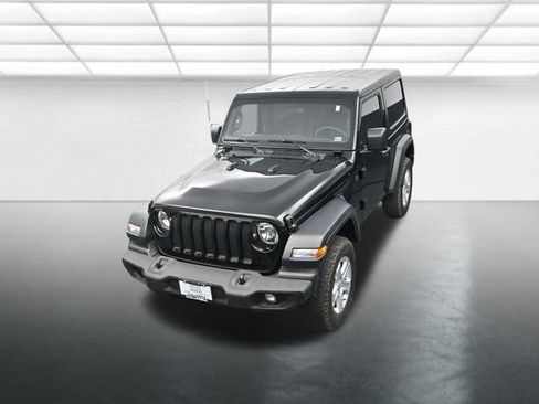 Used 2023 Jeep Wrangler Sport S image 13