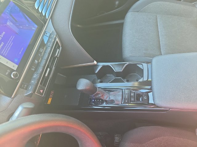 Used 2025 Toyota Camry LE FWD image 24