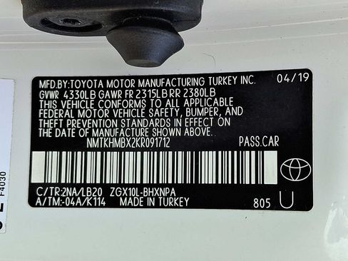 Used 2019 Toyota C-HR Limited FWD image 26