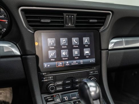 Used 2017 Porsche 911 Carrera S image 86