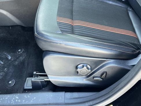 Certified 2018 Ford EcoSport SES image 18