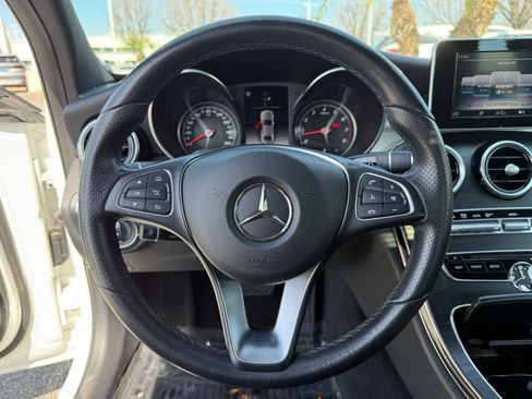 Used 2018 Mercedes-Benz C 300 Sedan image 25