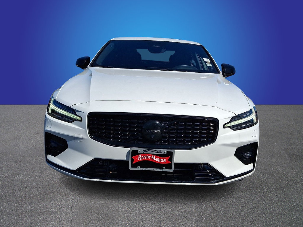 Used 2023 Volvo S60 B5 Plus w/ Climate Package AWD/4WD image 2