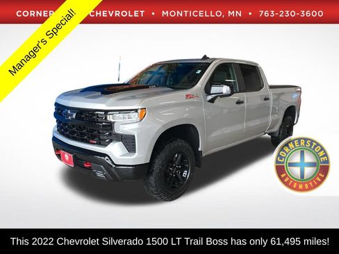 Used 2022 Chevrolet Silverado 1500 LT Trail Boss w/ LT Trail Boss Premium Package AWD/4WD image 1