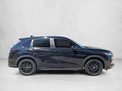 Used 2024 Honda HR-V Sport image 4