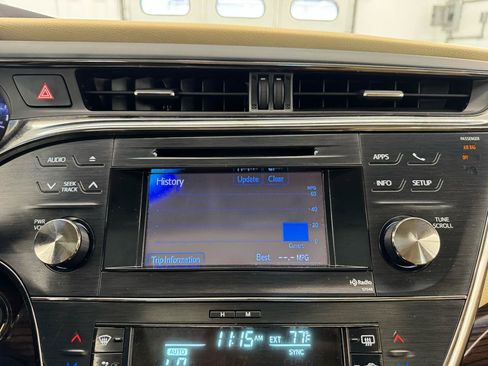 Used 2014 Toyota Avalon XLE Touring FWD image 36