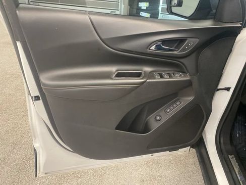 Used 2019 Chevrolet Equinox Premier FWD image 27