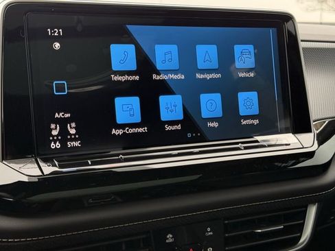 New 2026 Volkswagen Atlas Cross Sport SEL R-Line AWD/4WD image 14
