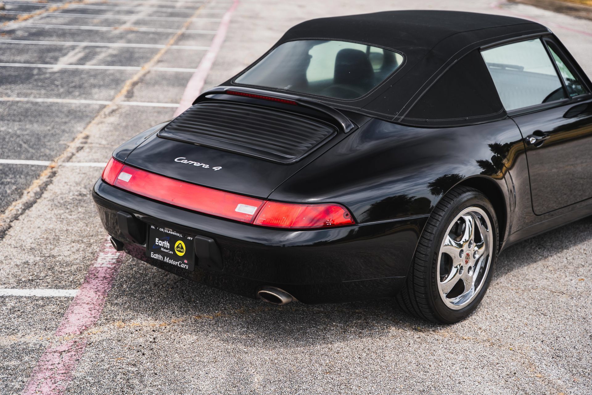 Used 1995 Porsche 911 Carrera RWD image 29