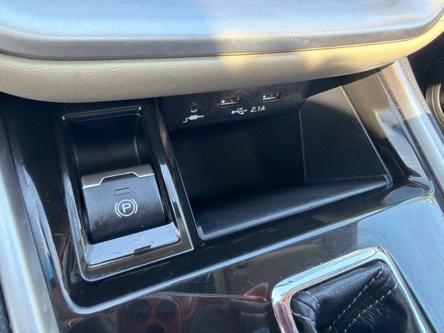 Used 2022 Subaru Outback Limited AWD/4WD image 24