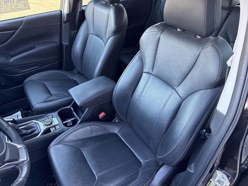 Used 2023 Subaru Forester Touring image 12