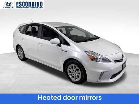 Used 2014 Toyota Prius V Two image 8